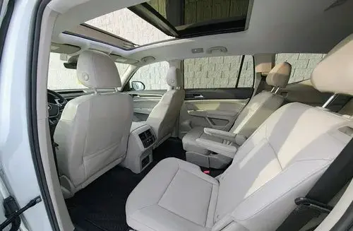 VOLKSWAGEN Atlas 