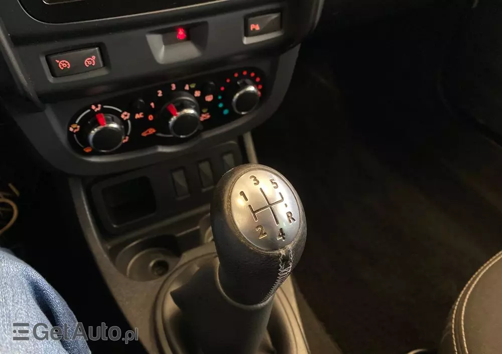 DACIA Duster 1.6 Laureate