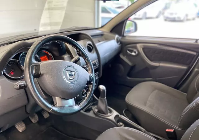 DACIA Duster 1.6 Laureate