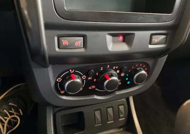 DACIA Duster 1.6 Laureate