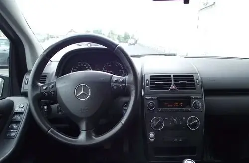 MERCEDES-BENZ Klasa A 