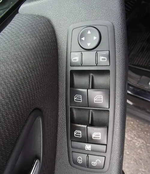 MERCEDES-BENZ Klasa A 