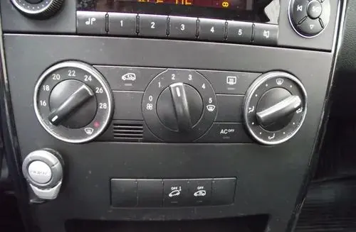 MERCEDES-BENZ Klasa A 