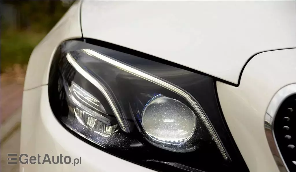 MERCEDES-BENZ Klasa E 