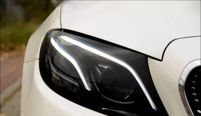 MERCEDES-BENZ Klasa E 