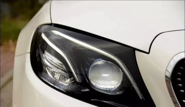 MERCEDES-BENZ Klasa E 