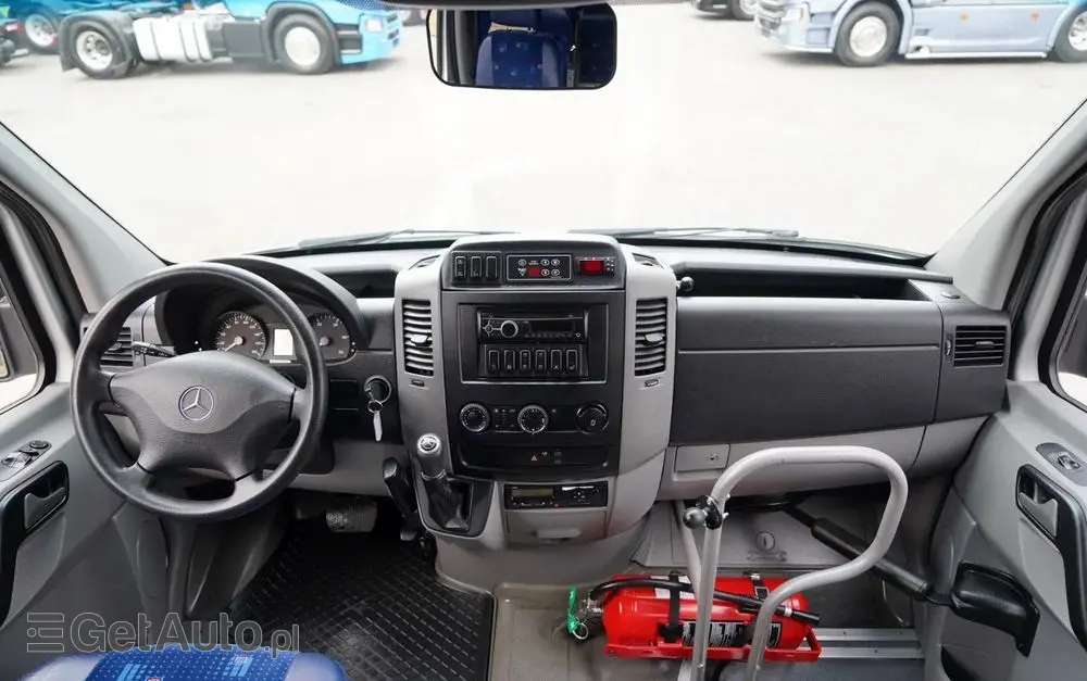 MERCEDES-BENZ / SPRINTER 516  /  SPROWADZONY /  KLIMA  / 