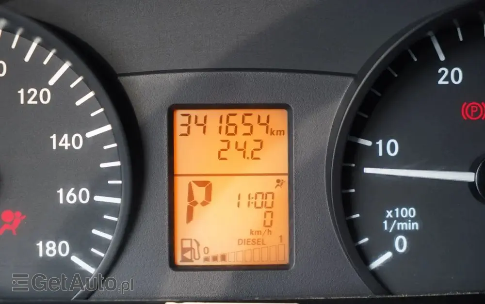 MERCEDES-BENZ / SPRINTER 516  /  SPROWADZONY /  KLIMA  / 