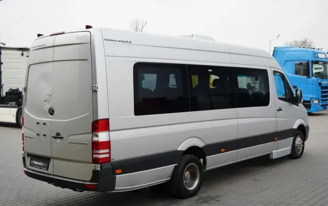 MERCEDES-BENZ / SPRINTER 516  /  SPROWADZONY /  KLIMA  / 