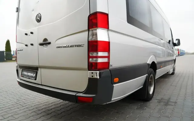 MERCEDES-BENZ / SPRINTER 516  /  SPROWADZONY /  KLIMA  / 