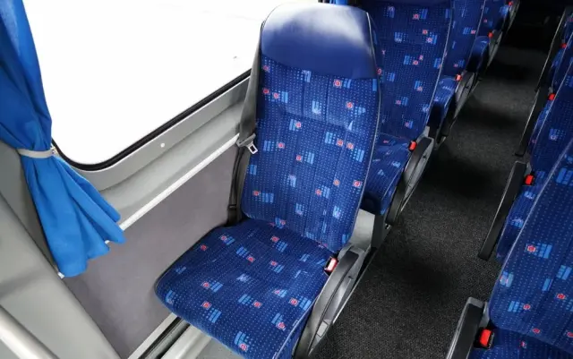 MERCEDES-BENZ / SPRINTER 516  /  SPROWADZONY /  KLIMA  / 