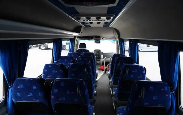 MERCEDES-BENZ / SPRINTER 516  /  SPROWADZONY /  KLIMA  / 