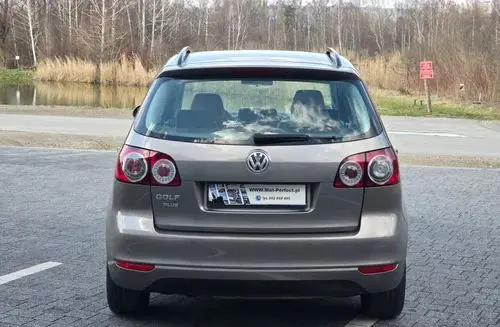 VOLKSWAGEN Golf Plus 