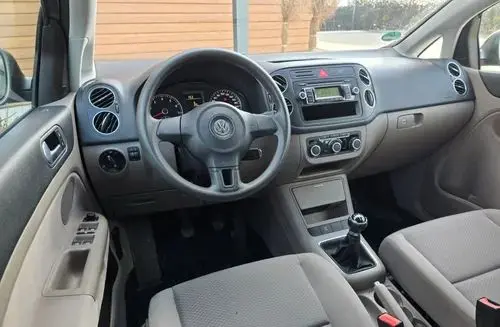 VOLKSWAGEN Golf Plus 