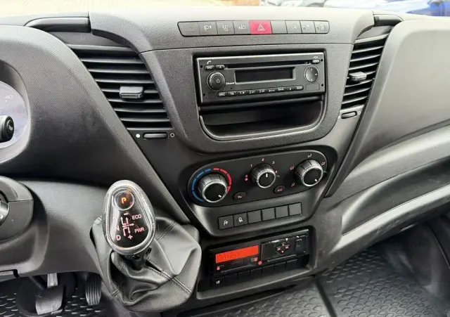 IVECO Daily 70C18 V H 