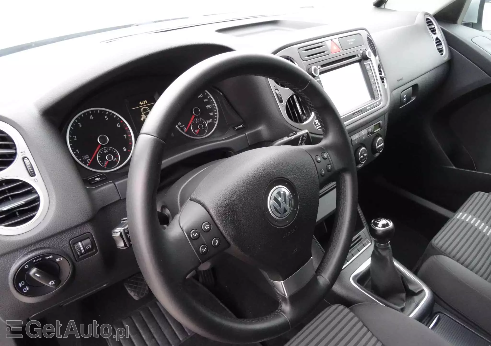 VOLKSWAGEN Tiguan 2.0 TSI 4Mot Sport&Style