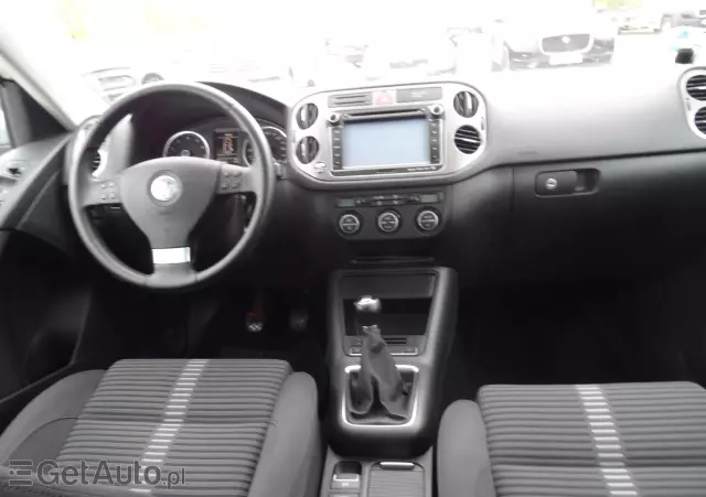 VOLKSWAGEN Tiguan 2.0 TSI 4Mot Sport&Style