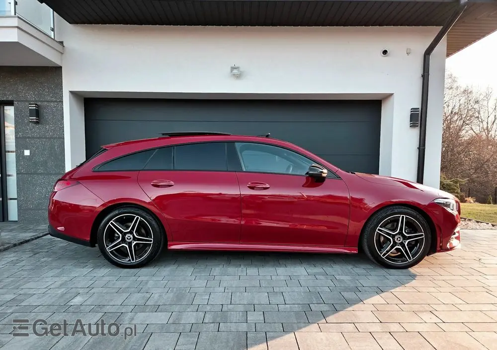MERCEDES-BENZ CLA 220 d 4-Matic AMG Line 8G-DCT