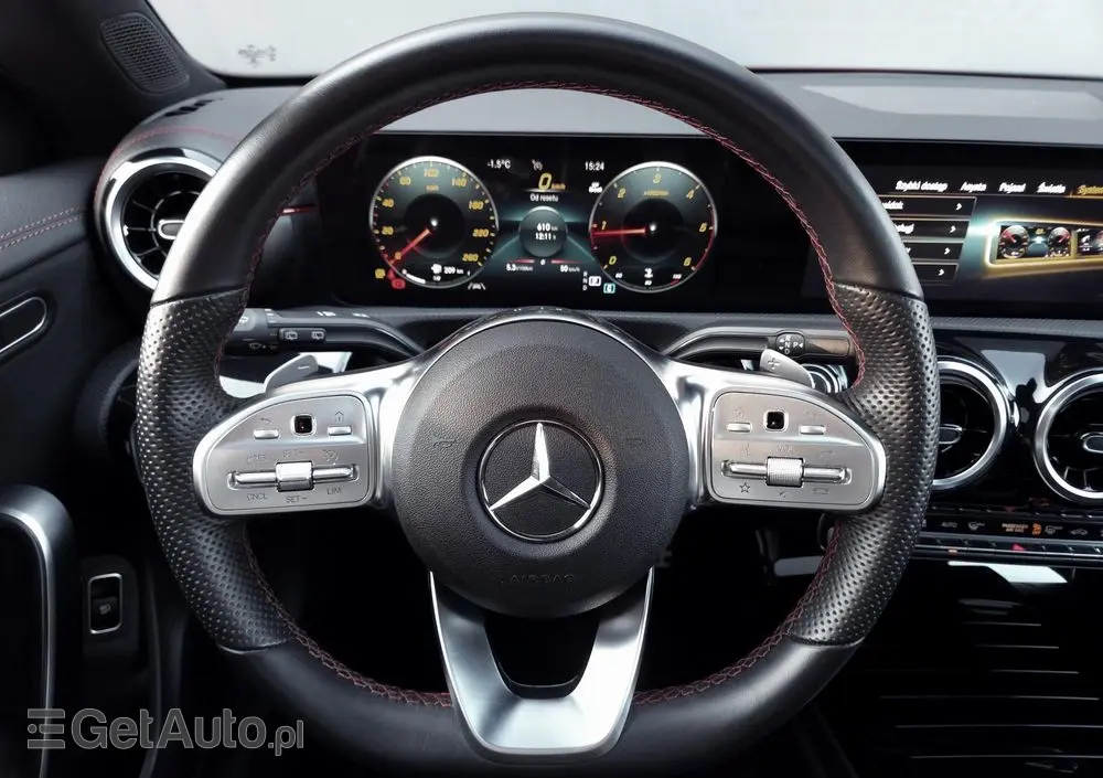 MERCEDES-BENZ CLA 220 d 4-Matic AMG Line 8G-DCT