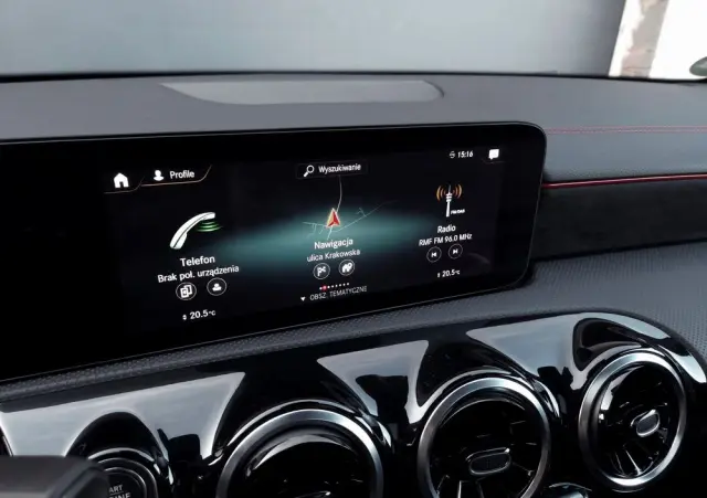 MERCEDES-BENZ CLA 220 d 4-Matic AMG Line 8G-DCT