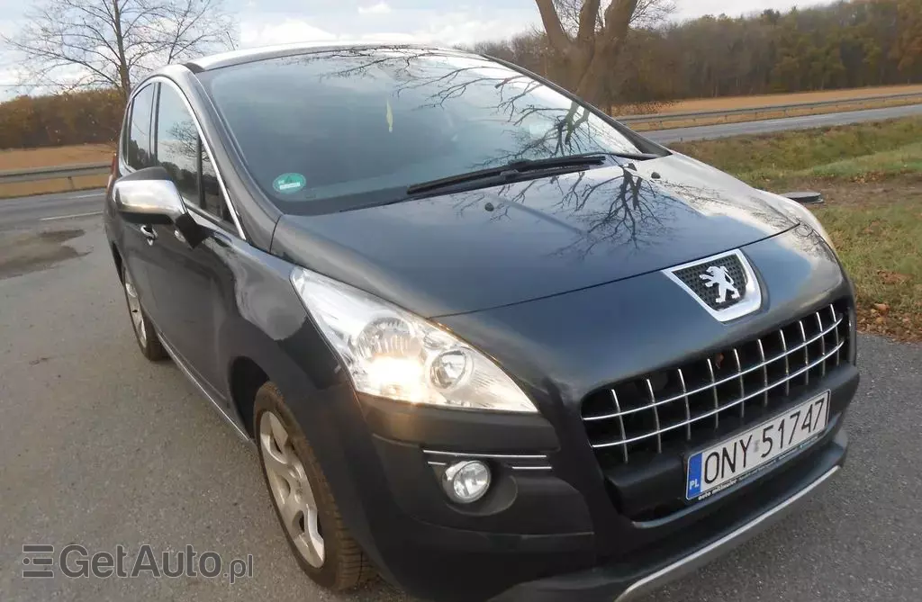 PEUGEOT 3008 