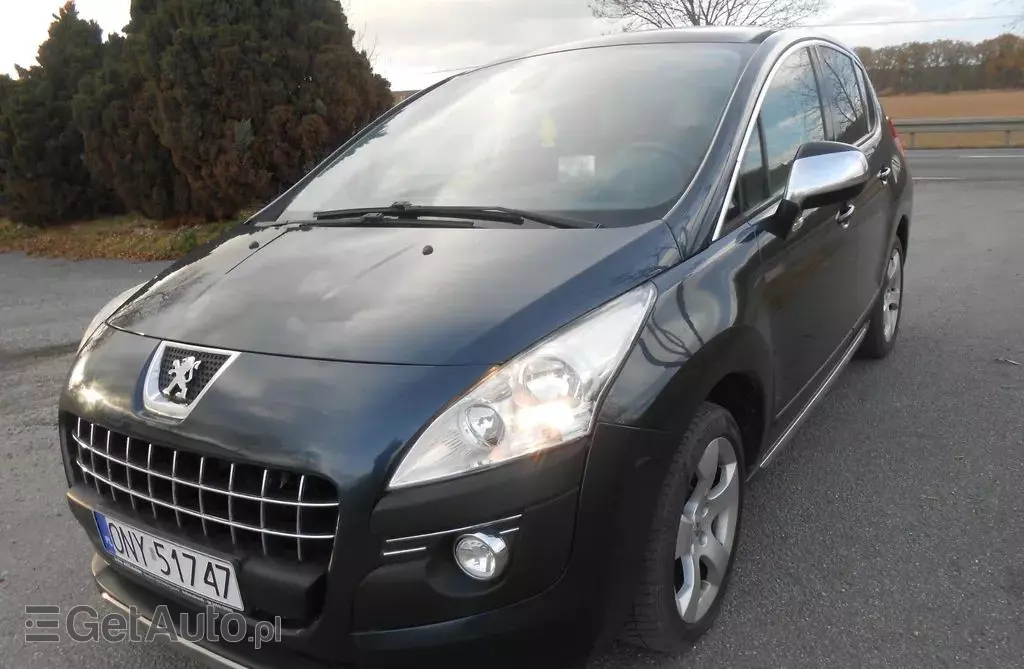 PEUGEOT 3008 