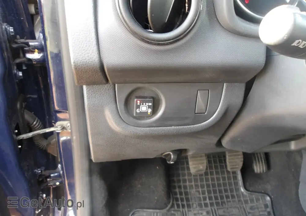 DACIA Sandero SCe 75 Essentiel