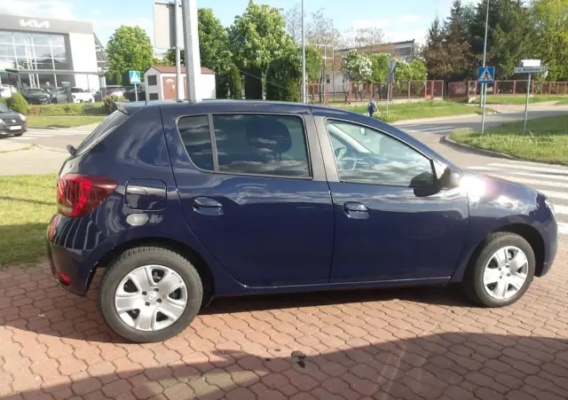 DACIA Sandero SCe 75 Essentiel