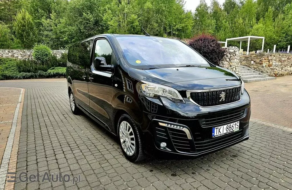 PEUGEOT Traveller 