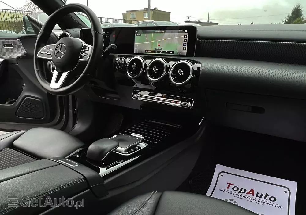 MERCEDES-BENZ CLA 220 d 8G-DCT