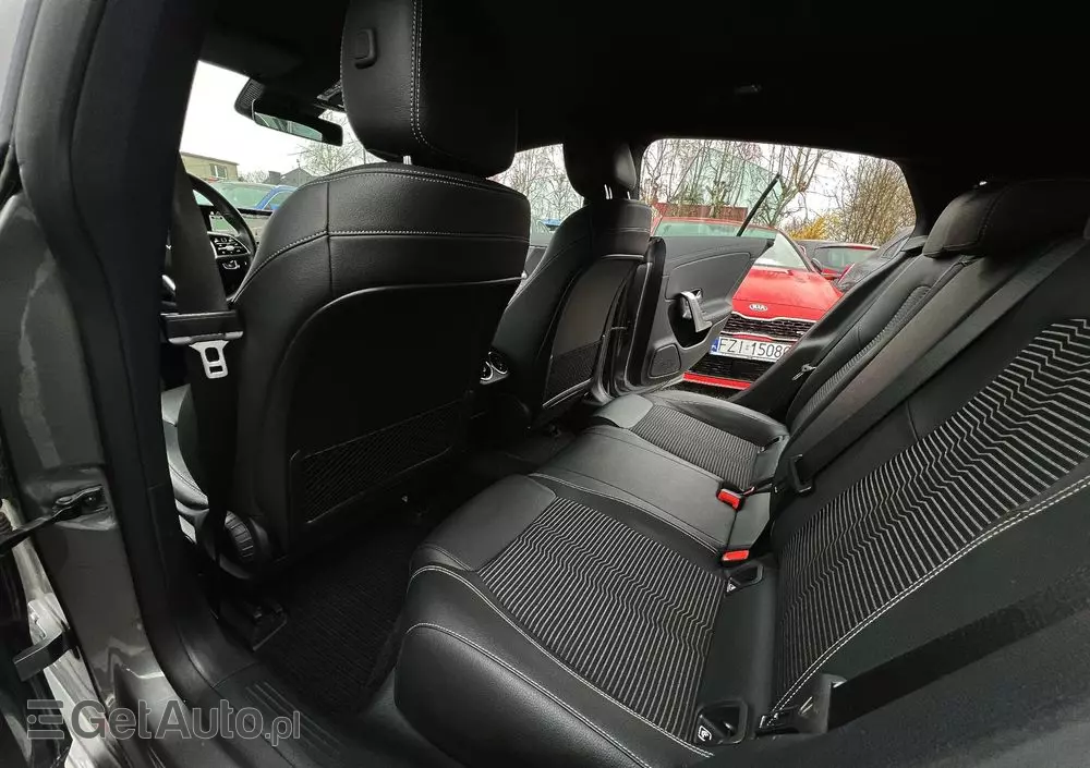 MERCEDES-BENZ CLA 220 d 8G-DCT