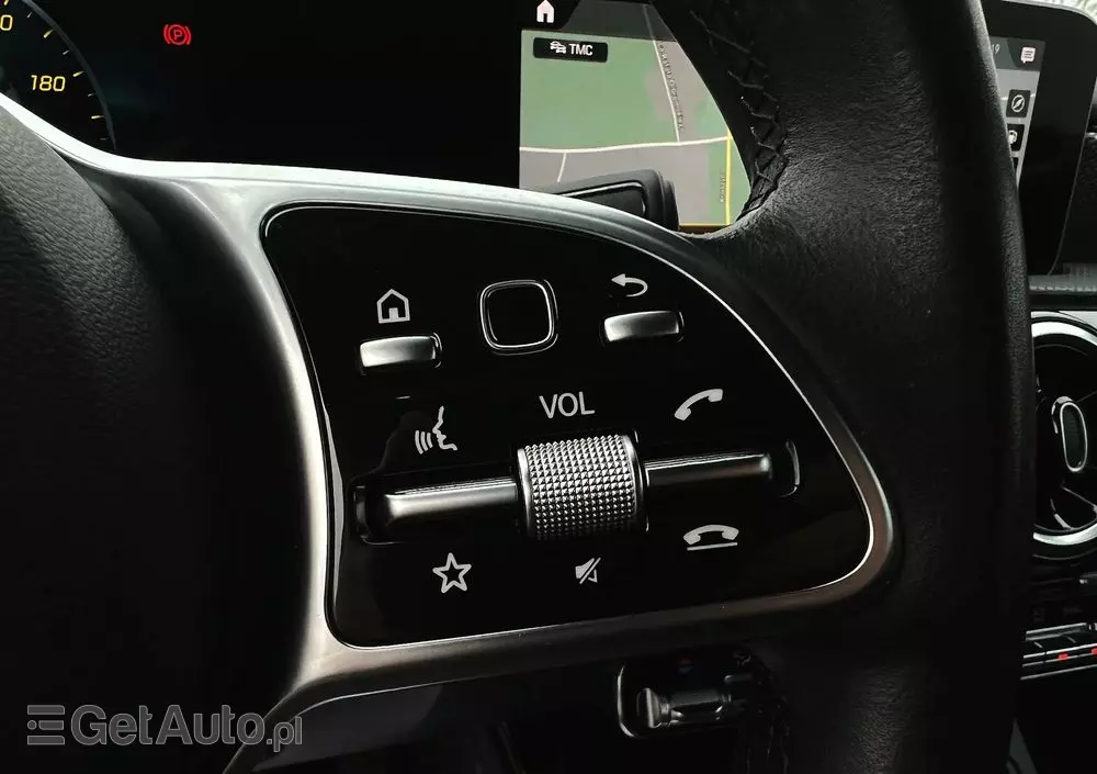 MERCEDES-BENZ CLA 220 d 8G-DCT