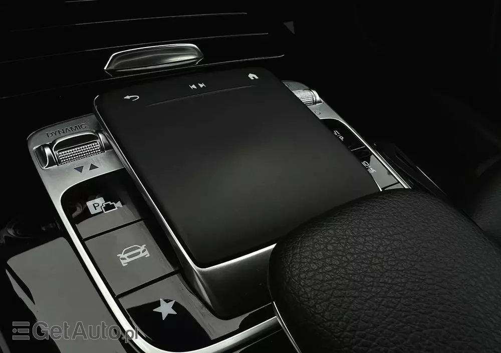 MERCEDES-BENZ CLA 220 d 8G-DCT