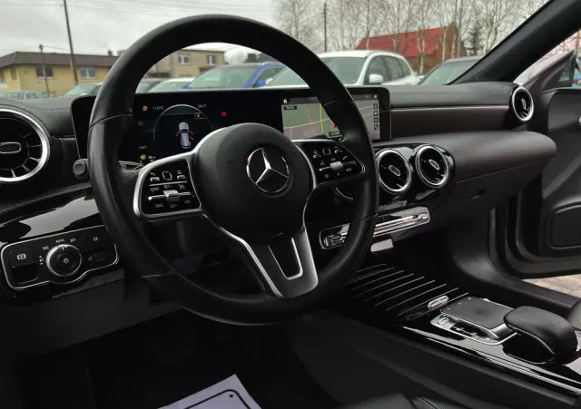 MERCEDES-BENZ CLA 220 d 8G-DCT