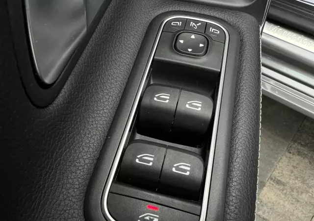 MERCEDES-BENZ CLA 220 d 8G-DCT