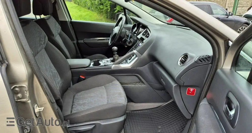 PEUGEOT 3008 1.6 HDi Trendy