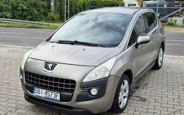 PEUGEOT 3008 1.6 HDi Trendy