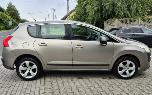 PEUGEOT 3008 1.6 HDi Trendy