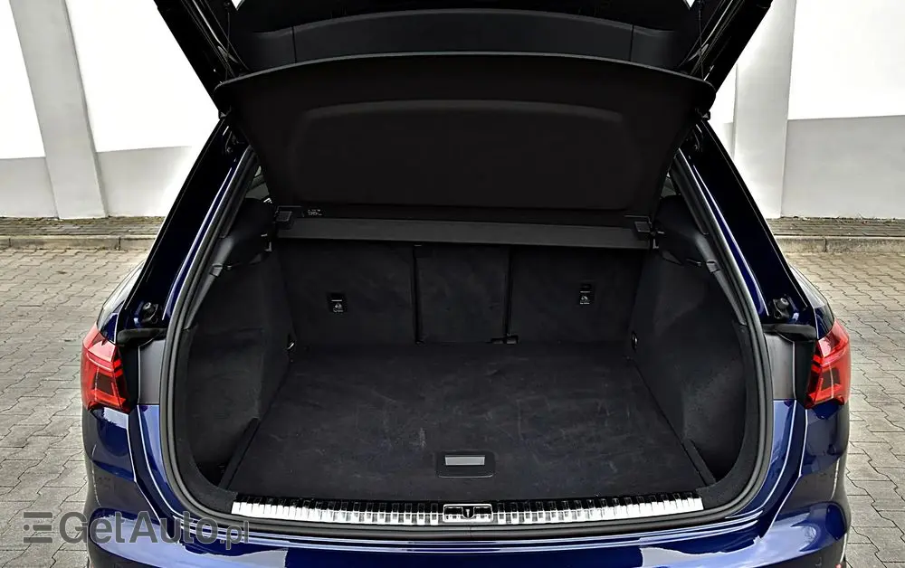 AUDI Q3 35 TFSI S line S tronic