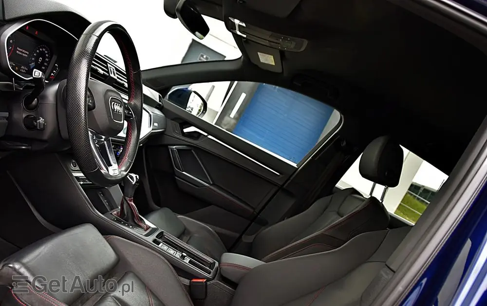 AUDI Q3 35 TFSI S line S tronic