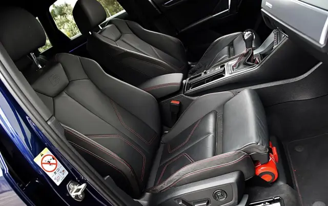 AUDI Q3 35 TFSI S line S tronic