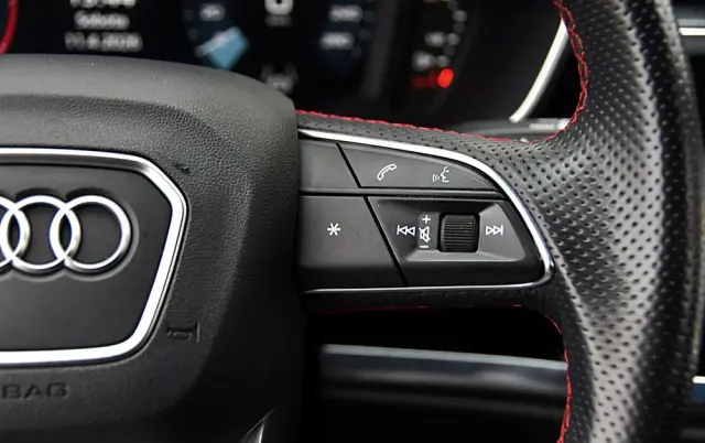 AUDI Q3 35 TFSI S line S tronic