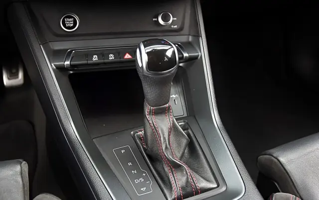 AUDI Q3 35 TFSI S line S tronic