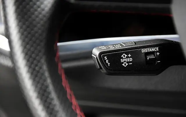 AUDI Q3 35 TFSI S line S tronic