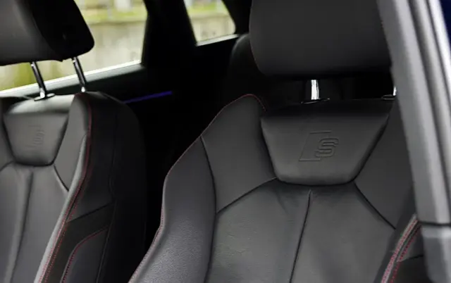 AUDI Q3 35 TFSI S line S tronic