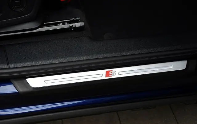 AUDI Q3 35 TFSI S line S tronic