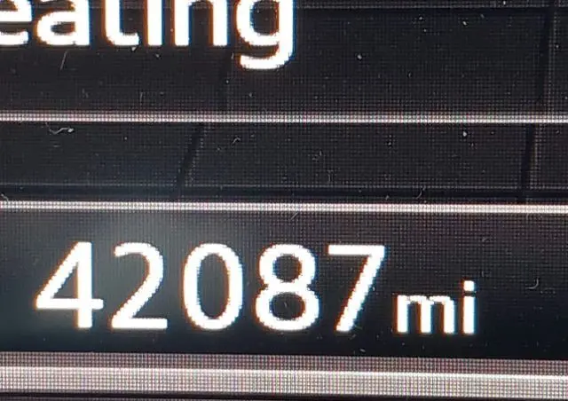 AUDI Q5 Ver-45-tfsi-quattro-s-tronic-s-line