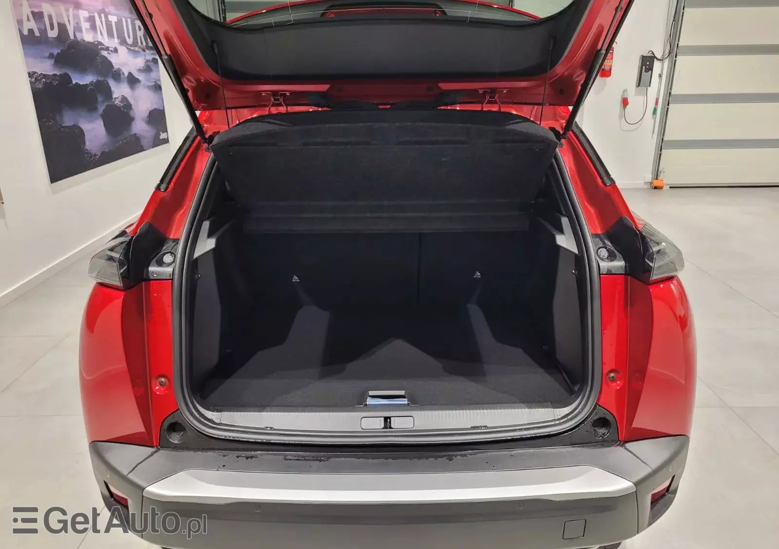 PEUGEOT 2008 PureTech 130 Allure S&S EAT8