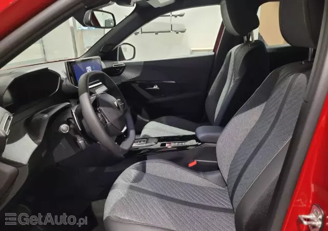 PEUGEOT 2008 PureTech 130 Allure S&S EAT8