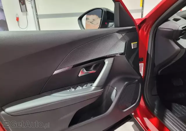 PEUGEOT 2008 PureTech 130 Allure S&S EAT8